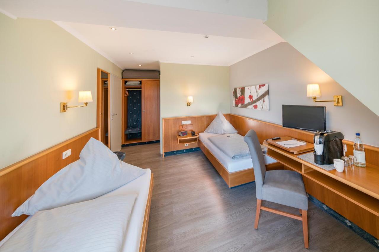 Landhotel Zur Bretzel Babenhausen  Luaran gambar